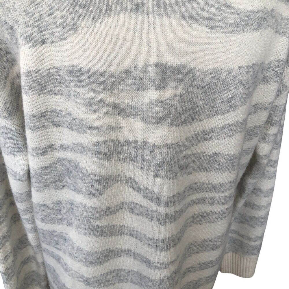 Ann Taylor Loft‎ Gray White Wool Blend Zebra Striped Cozy Soft Tunic Sweater XS - Picture 6 of 12